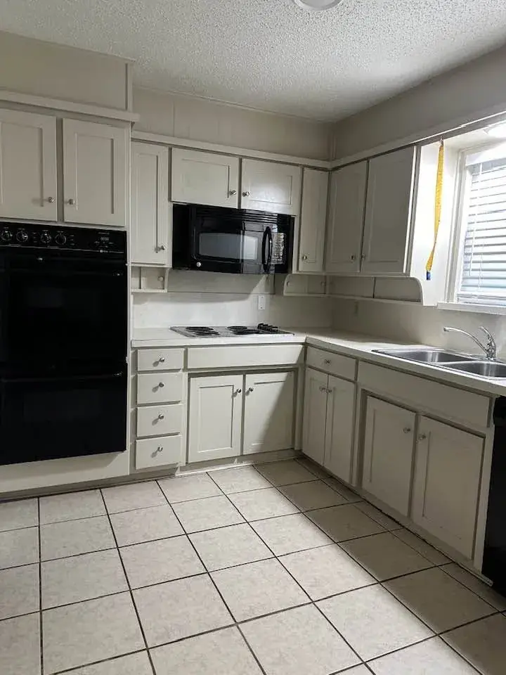 Canales Perfection cleaning project 285